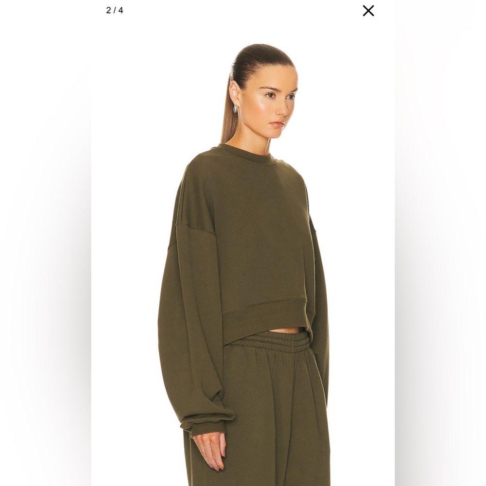 Hailey Bieber Wardrobe NYC Olive Green Cropped Sweatshirt - Picture 4 of 13